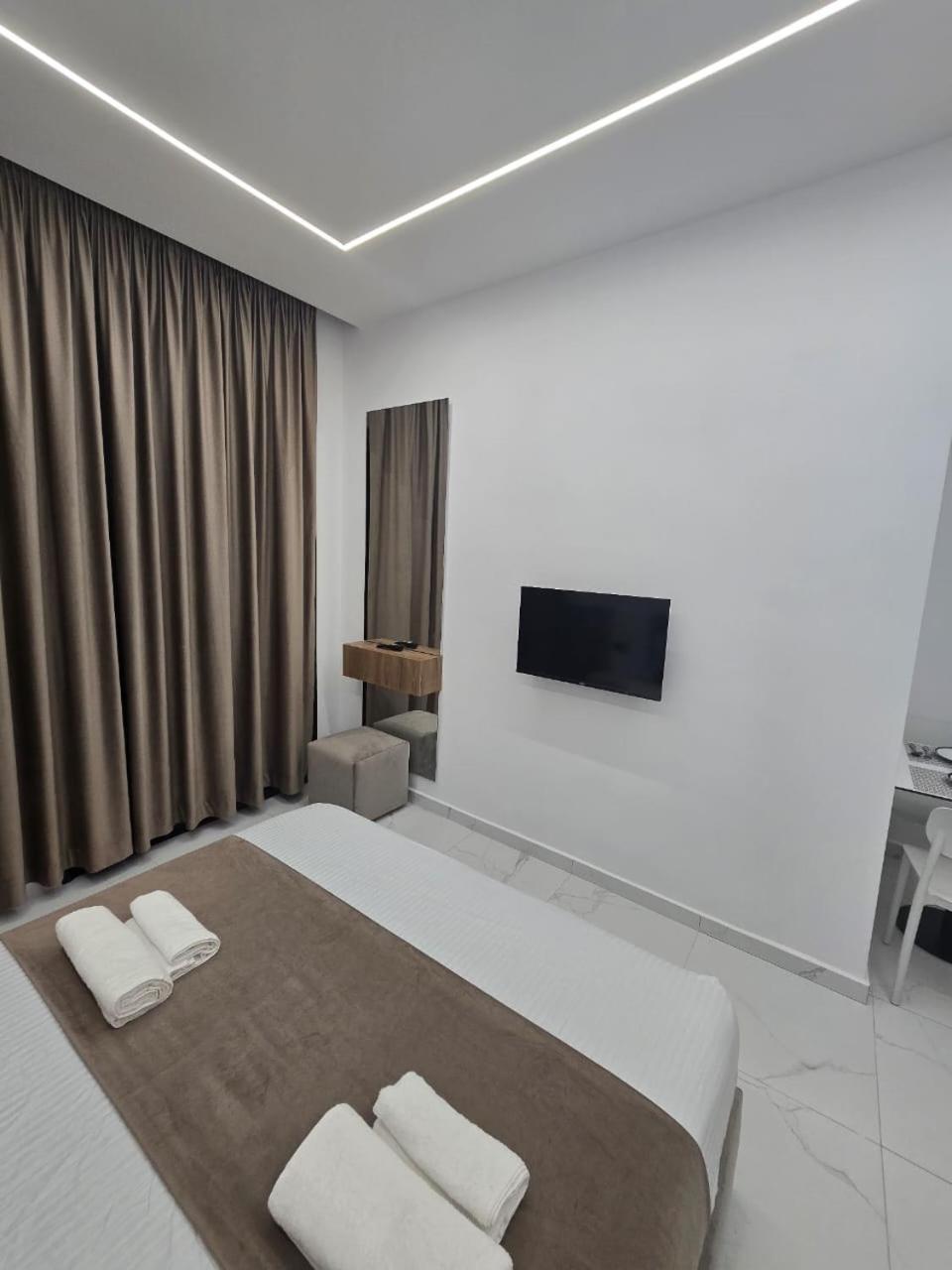 Elite Inn Vlora Kültér fotó