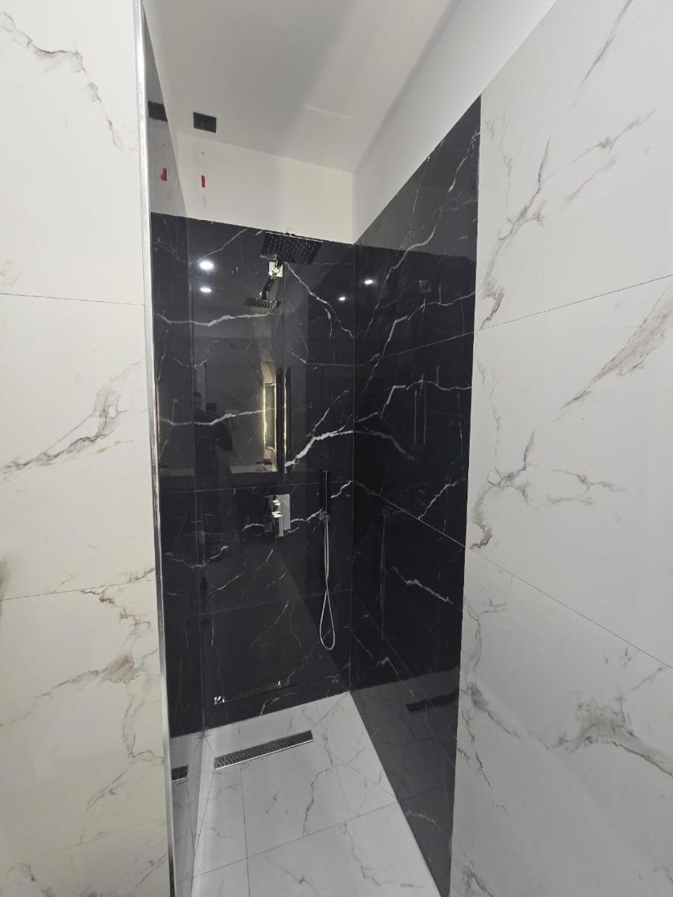 Elite Inn Vlora Kültér fotó